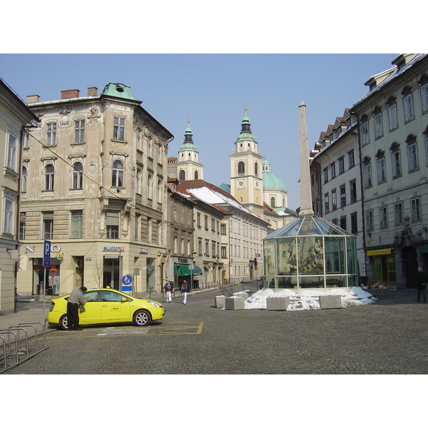 รูปถ่าย สโลวีเนีย(Slovenia) ลีอูบลีอานา(Ljubljana) 2005-03 54