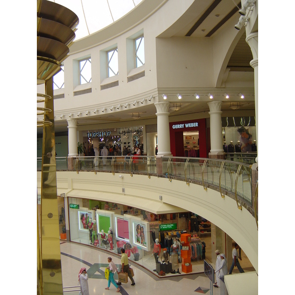 รูปถ่าย สหรัฐอาหรับเอมิเรตส์(United Arab Emirates) ดูไบ(Dubai) ห้างเดราซิตี้เซ็นเตอร์(Deira City Center Mall) 2005-09 9