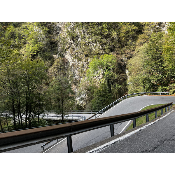 รูปถ่าย สวิสเซอร์แลนด์(Switzerland) อาโรนโญ(Arogno) 2023-10 5