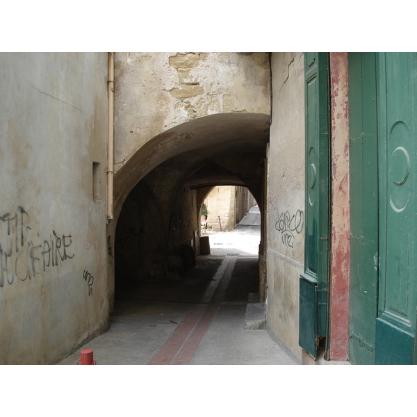 รูปถ่าย ฝรั่งเศส(France) โซเมียร์(Sommieres) 2006-06 34
