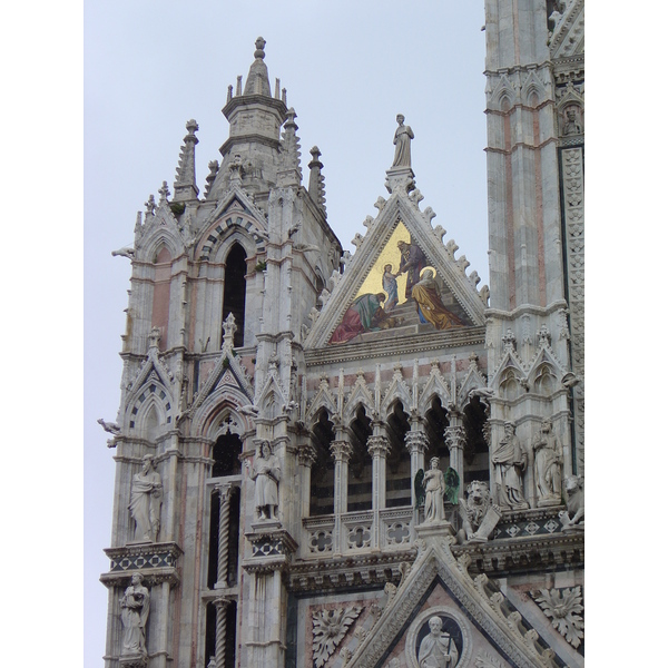 รูปถ่าย อิตาลี(Italy) ซีเอน่า(Siena) 2004-03 23