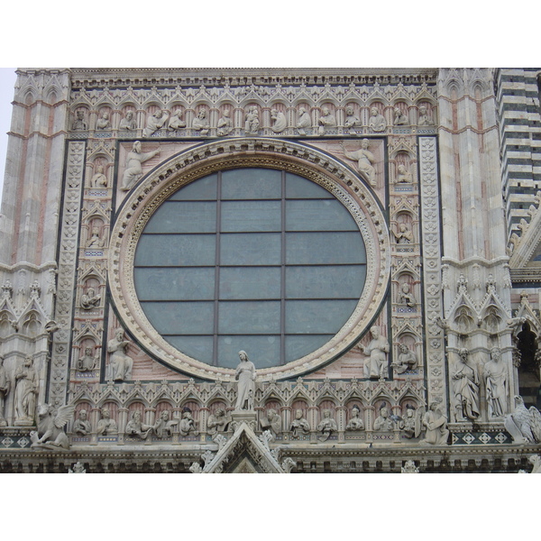 รูปถ่าย อิตาลี(Italy) ซีเอน่า(Siena) 2004-03 16