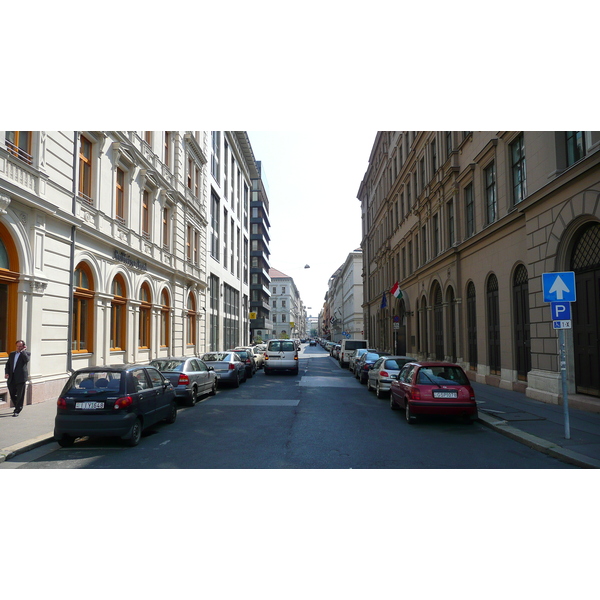 รูปถ่าย ฮังการี(Hungary) บูดาเปสต์(Budapest) ใจกลางบูดาเปสต์(Central Budapest) 2007-06 187