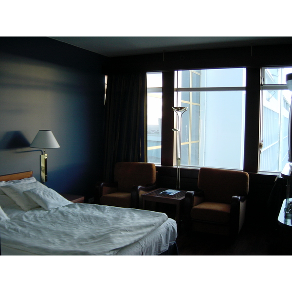 รูปถ่าย ไอซ์แลนด์(Iceland) เรกยะวิก(Reykjavik) โรงแรมแรดิสัน เอสเอเอส(Radisson SAS Hotel) 2003-03 4