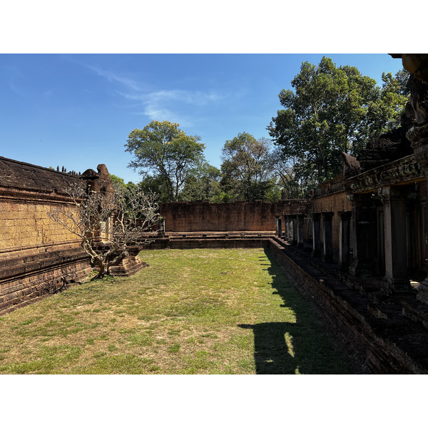 รูปถ่าย กัมพูชา(Cambodia) เสียมราฐ(Siem Reap) ปราสาทบันทายสำเหร่(Banteay Samre) 2023-01 14
