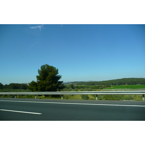 รูปถ่าย ฝรั่งเศส(France) โพรว็องส์(Provence) ถนนจากแอ็กซ์ไปมูรีแยส(Aix to Mouries road) 2008-04 8