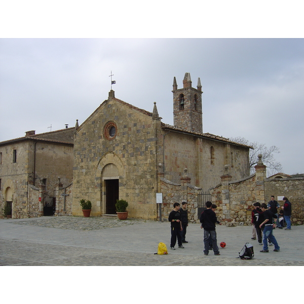 รูปถ่าย อิตาลี(Italy) มงเตอร์ริกกิโอนี(Monteriggioni) 2004-03 9