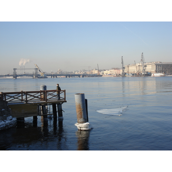 รูปถ่าย รัสเซีย(Russia) เซนต์ปีเตอร์สเบิร์ก(St Petersburg) เนวา(Neva) 2006-03 25