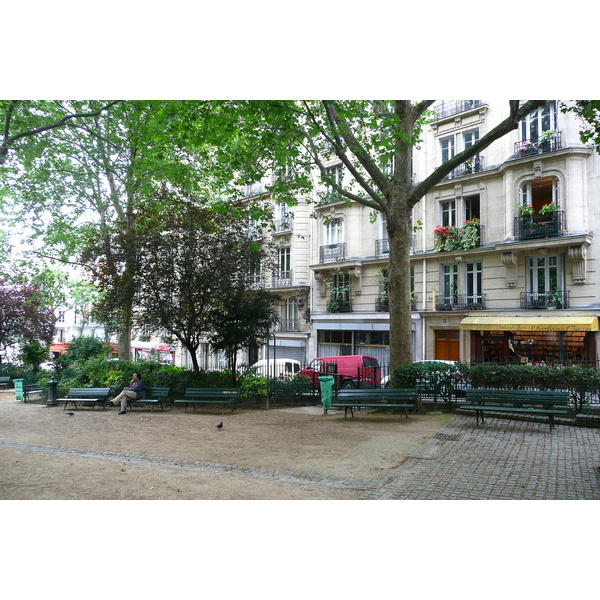 รูปถ่าย ฝรั่งเศส(France) ปารีส(Paris) มังท์มาร์เทรอ(Montmartre) 2007-06 40