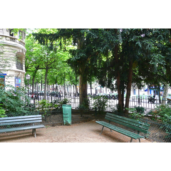 รูปถ่าย ฝรั่งเศส(France) ปารีส(Paris) มังท์มาร์เทรอ(Montmartre) 2007-06 32