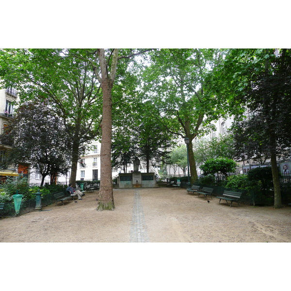 รูปถ่าย ฝรั่งเศส(France) ปารีส(Paris) มังท์มาร์เทรอ(Montmartre) 2007-06 1