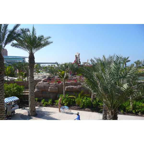รูปถ่าย สหรัฐอาหรับเอมิเรตส์(United Arab Emirates) ดูไบ(Dubai) สวนน้ำอควาเวนเจอร์ ดูไบ(Dubai Aquaventure) 2009-01 22