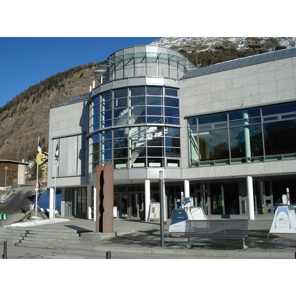 รูปถ่าย สวิสเซอร์แลนด์(Switzerland) ปองเทรซีน่า(Pontresina) 2007-01 87