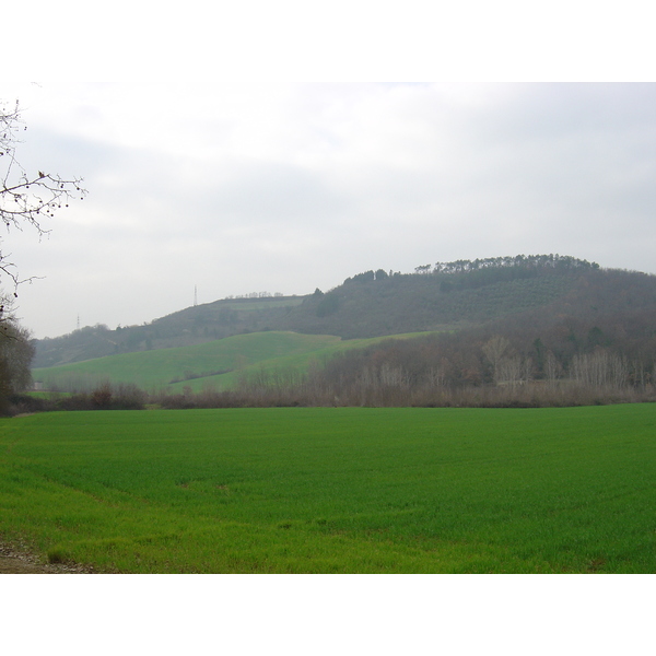 รูปถ่าย อิตาลี(Italy) มงเตอร์ริกกิโอนี(Monteriggioni) 2004-03 12