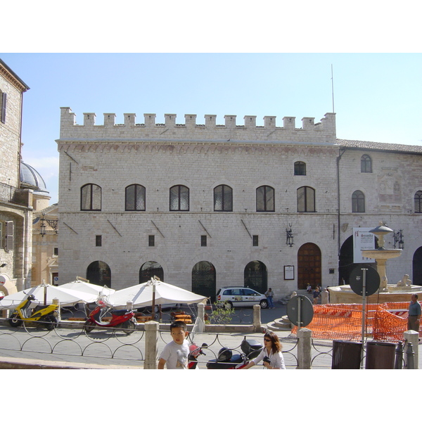 รูปถ่าย อิตาลี(Italy) อัสสิสิ(Assisi) 2002-07 13