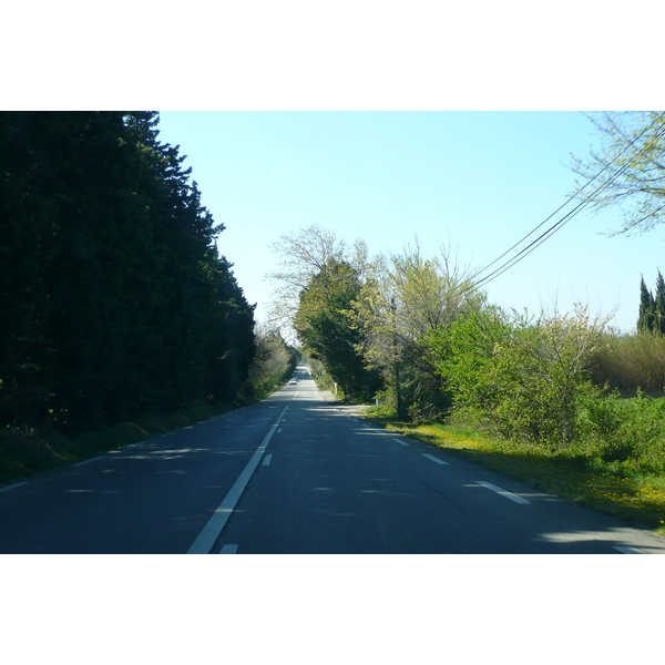 รูปถ่าย ฝรั่งเศส(France) โพรว็องส์(Provence) ถนนจากแอ็กซ์ไปมูรีแยส(Aix to Mouries road) 2008-04 3