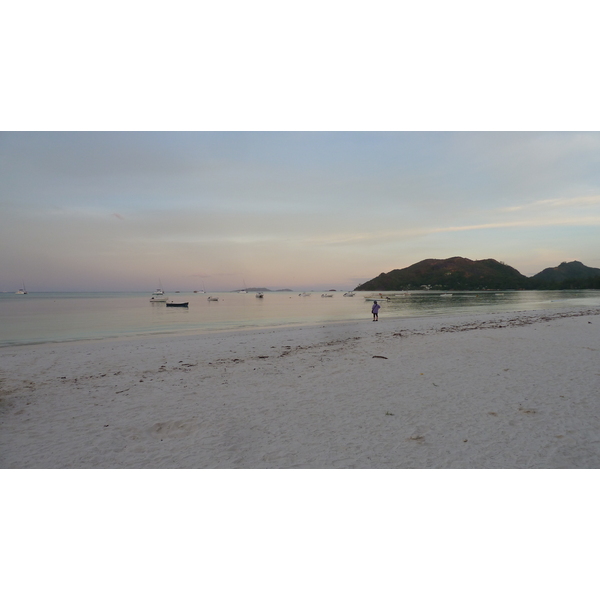 รูปถ่าย เซเชลส์(Seychelles) เกาะปราลิน(Praslin) 2011-10 190