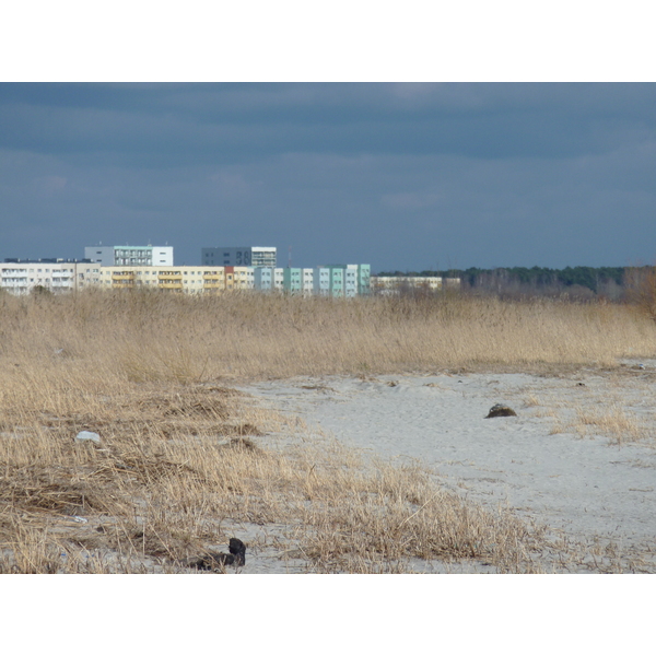 รูปถ่าย เอสโตเนีย(Estonia) แพร์นู(Parnu) 2009-04 2