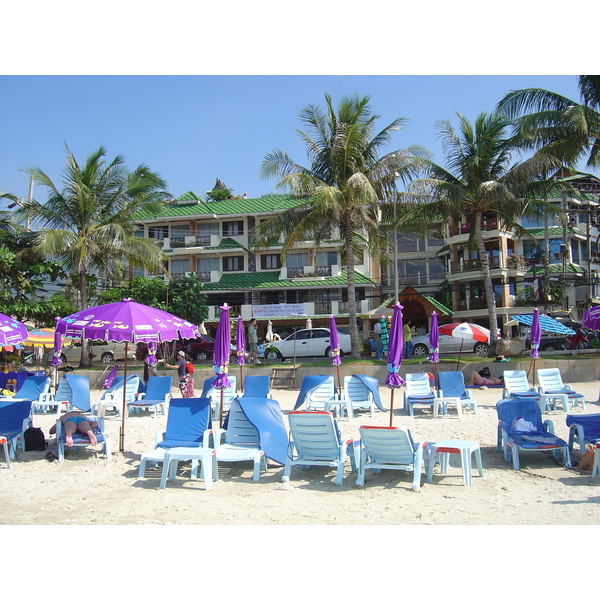 รูปถ่าย ไทย(Thailand) ภูเก็ต(Phuket) ป่าตอง(Patong) หาดทราย(Beach) 2005-12 36