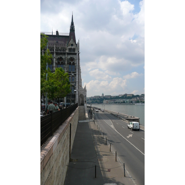 รูปถ่าย ฮังการี(Hungary) บูดาเปสต์(Budapest) อาคารรัฐสภาฮังการี(Budapest Parliament) 2007-06 29