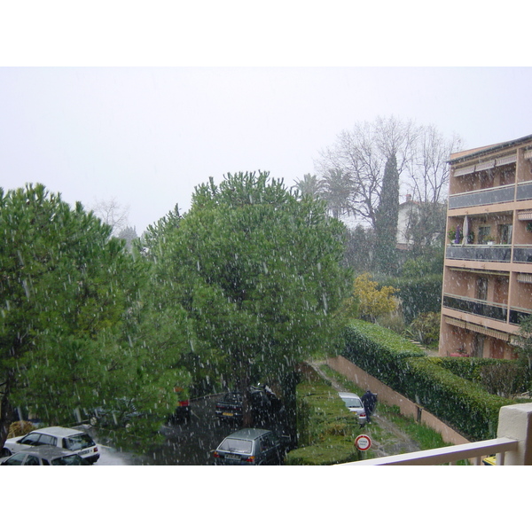 รูปถ่าย ฝรั่งเศส(France) วังซ์(Vence) 2001-02 16