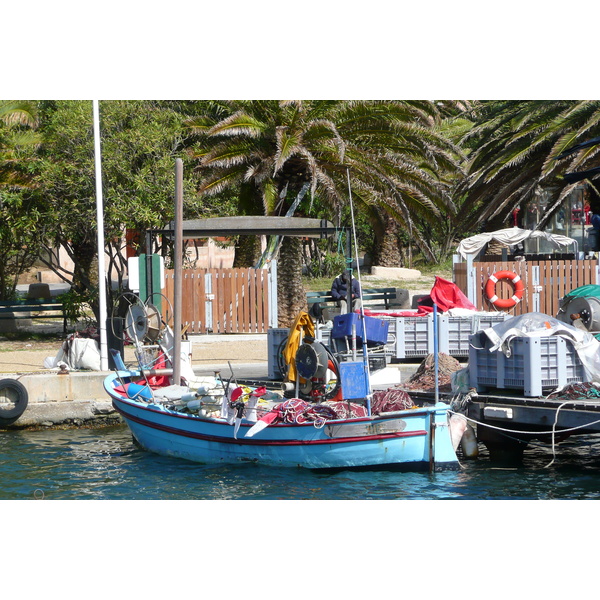 รูปถ่าย ฝรั่งเศส(France) เกาะปอร์เกอรอล(Porquerolles Island) ท่าเรือปอร์เกอรอล(Porquerolles harbour) 2008-05 4