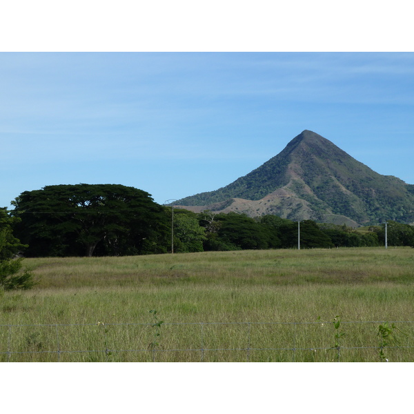 รูปถ่าย นิวแคลิโดเนีย(New Caledonia) ถนนจากตงตูตาไปทีโอ(Tontouta to Thio road) 2010-05 58