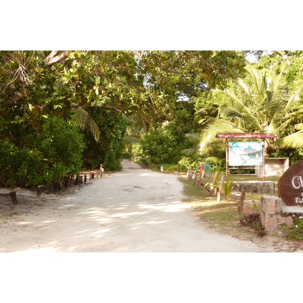 รูปถ่าย เซเชลส์(Seychelles) อ่าวอ็องส์ลาซิโอ(Anse Lazio) 2011-10 32