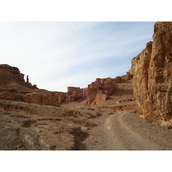 รูปถ่าย คาซัคสถาน(Kazakhstan) หุบผาชารึน(Charyn Canyon) 2007-03 101