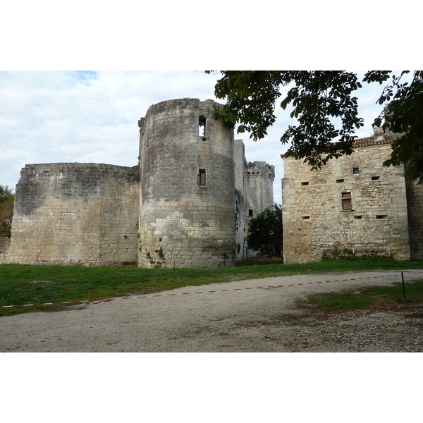 รูปถ่าย ฝรั่งเศส(France) ปราสาทมาเรย(Mareuil castle) 2010-08 4