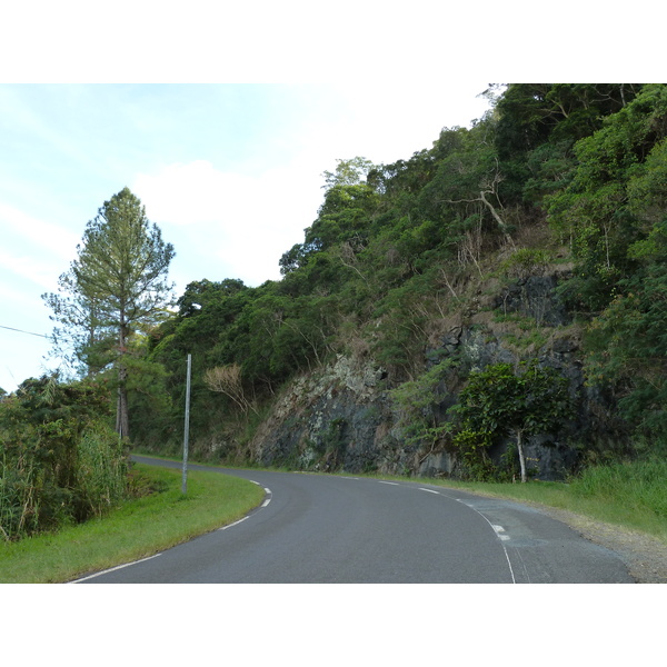 รูปถ่าย นิวแคลิโดเนีย(New Caledonia) ถนนจากตงตูตาไปทีโอ(Tontouta to Thio road) 2010-05 70