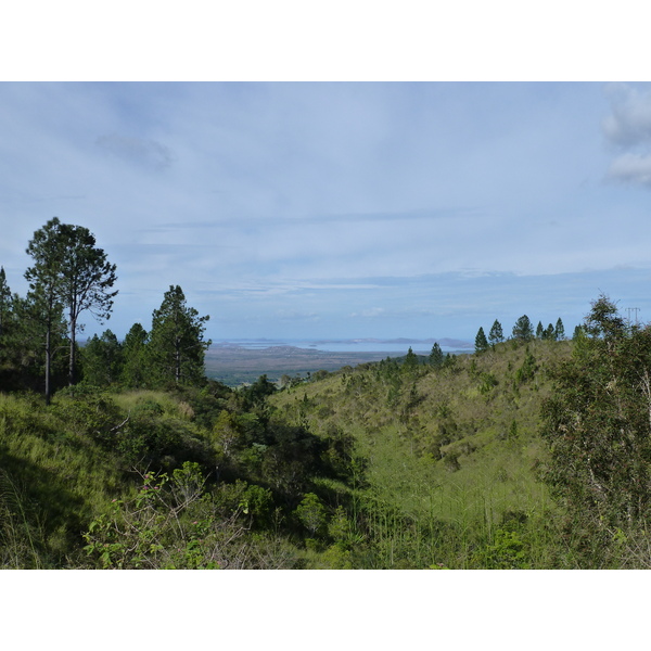 รูปถ่าย นิวแคลิโดเนีย(New Caledonia) ถนนจากตงตูตาไปทีโอ(Tontouta to Thio road) 2010-05 50