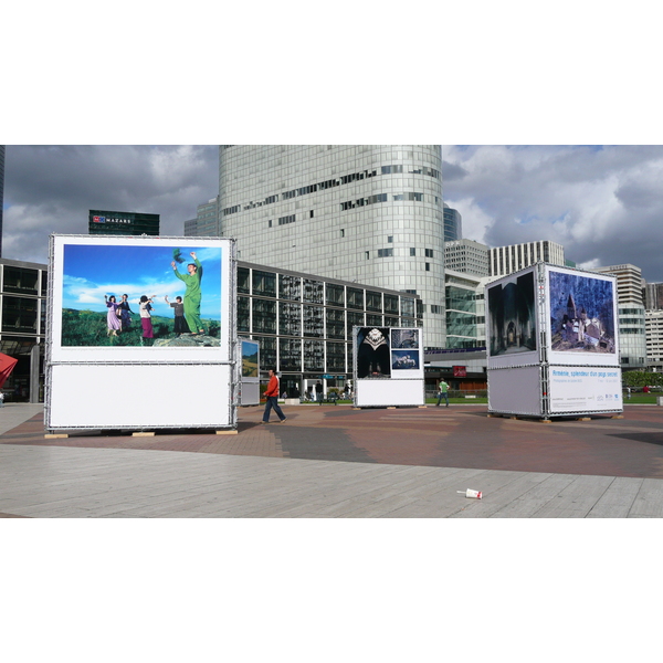 รูปถ่าย ฝรั่งเศส(France) ปารีส(Paris) ลาเดฟ็องส์(La Defense) 2007-05 154