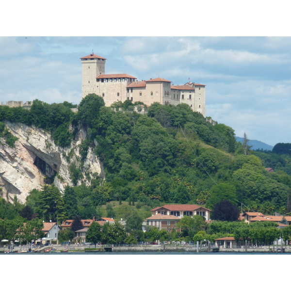 รูปถ่าย อิตาลี(Italy) อาโรนา(Arona) 2009-06 20