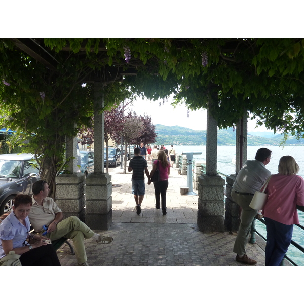 รูปถ่าย อิตาลี(Italy) อาโรนา(Arona) 2009-06 18