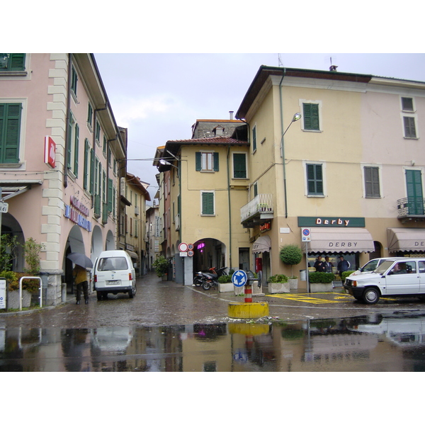 รูปถ่าย สวิสเซอร์แลนด์(Switzerland) ลูกาโน(Lugano) 2001-10 14
