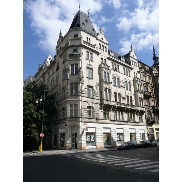 รูปถ่าย สาธารณรัฐเช็ก(Czech Republic) ปราก(Prague) ปารีซสกา(Parizska) 2007-07 33