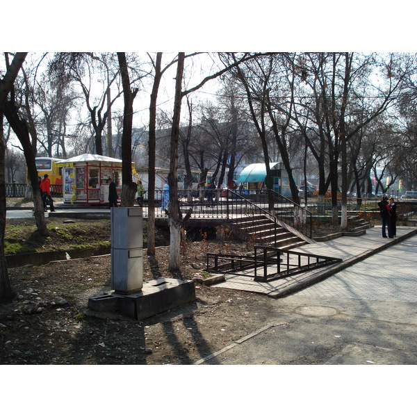 รูปถ่าย คาซัคสถาน(Kazakhstan) อัลมาตี(Almaty) 2007-03 281