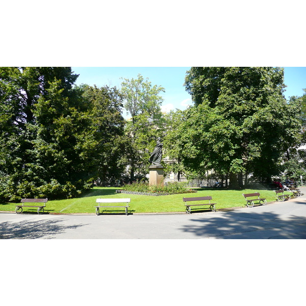 รูปถ่าย สาธารณรัฐเช็ก(Czech Republic) ปราก(Prague) สวนโซฟีน(Zofin Garden) 2007-07 6
