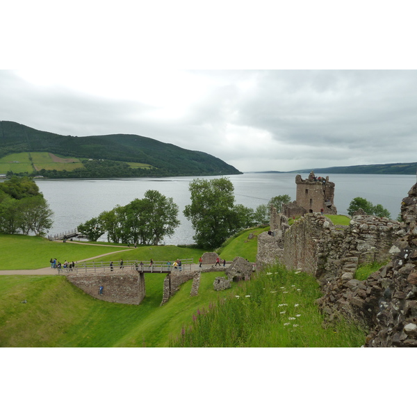 รูปถ่าย อังกฤษ(United Kingdom) สกอตแลนด์(Scotland) ปราสาทเออร์คูฮาร์ต (ทะเลสาบล็อกเนสส์)(Urquhart Castle (Loch Ness)) 2011-07 18