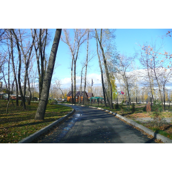 รูปถ่าย ยูเครน(Ukraine) เคียฟ(Kiev) "ฮีโดรปาร์ค(Hydropark) 2007-11 3