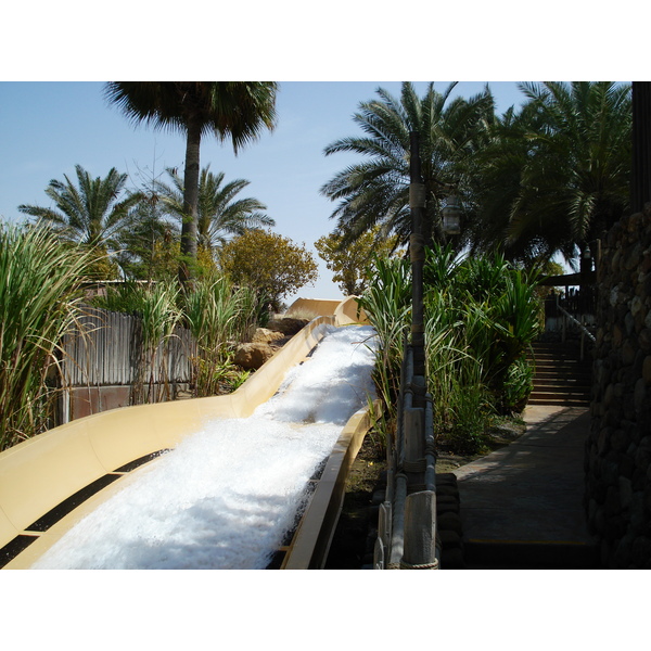รูปถ่าย สหรัฐอาหรับเอมิเรตส์(United Arab Emirates) ดูไบ(Dubai) สวนน้ำไวลด์วาดี(Wild Wadi) 2007-03 136