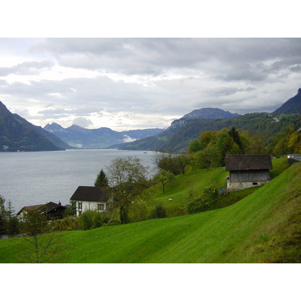 รูปถ่าย สวิสเซอร์แลนด์(Switzerland) ลูเซิร์น(Lucerne) 2001-10 18