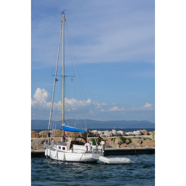รูปถ่าย ฝรั่งเศส(France) เกาะปอร์เกอรอล(Porquerolles Island) ท่าเรือปอร์เกอรอล(Porquerolles harbour) 2008-05 18