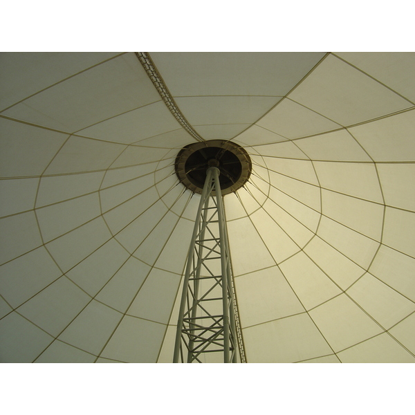 รูปถ่าย สหรัฐอาหรับเอมิเรตส์(United Arab Emirates) อาบูดาบี(Abu Dhabi) มารีนามอลล์(Marina Mall) 2005-09 19