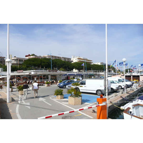 รูปถ่าย ฝรั่งเศส(France) ลานาปูล(La Napoule) ท่าเรือลานาปูล(Port La Napoule) 2008-03 31