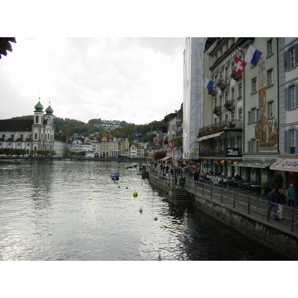 รูปถ่าย สวิสเซอร์แลนด์(Switzerland) ลูเซิร์น(Lucerne) 2001-10 15