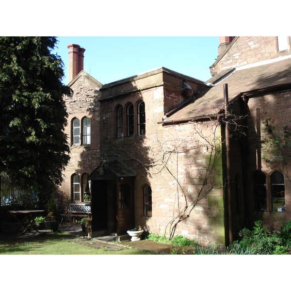 รูปถ่าย อังกฤษ(United Kingdom) มอนเมาธ์(Monmouth) 2006-05 26