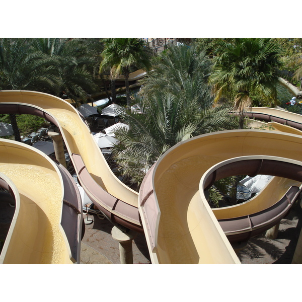 รูปถ่าย สหรัฐอาหรับเอมิเรตส์(United Arab Emirates) ดูไบ(Dubai) สวนน้ำไวลด์วาดี(Wild Wadi) 2007-03 25