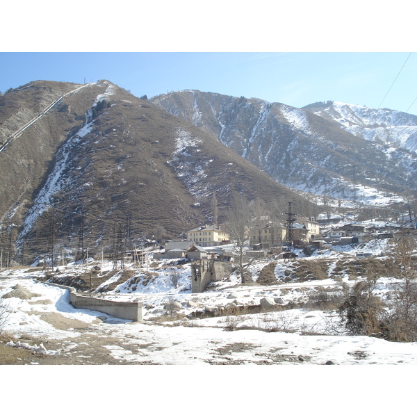 รูปถ่าย คาซัคสถาน(Kazakhstan) อุทยานแห่งชาติอีเลอาลาเตา(Ile Alatau National Park) 2007-03 81